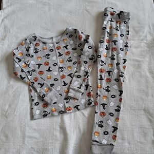 Celebrate Halloween boys size 6 2 piece pajama set